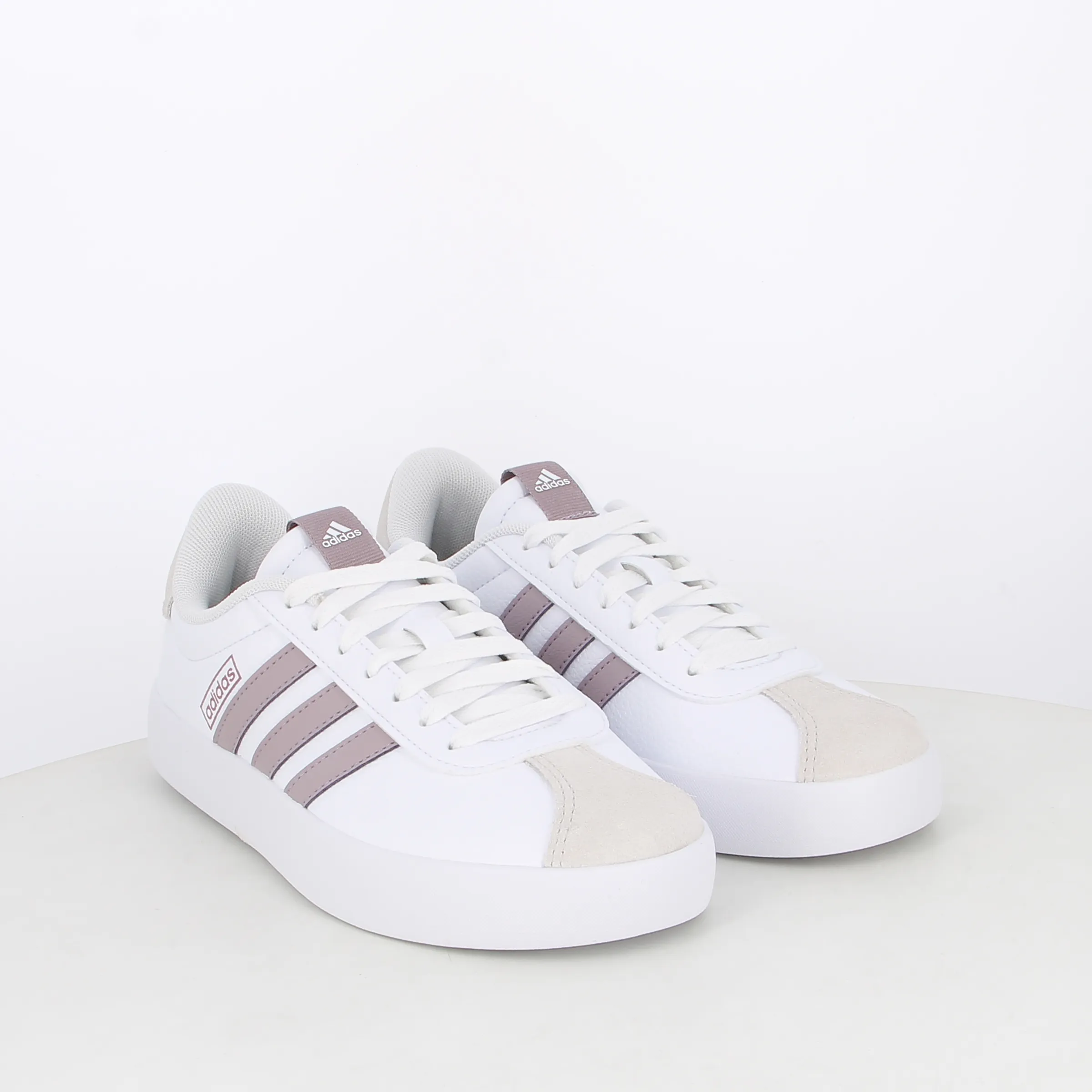 -----Adidas -----Sneakers da donna Vl Court ID8794 ----
